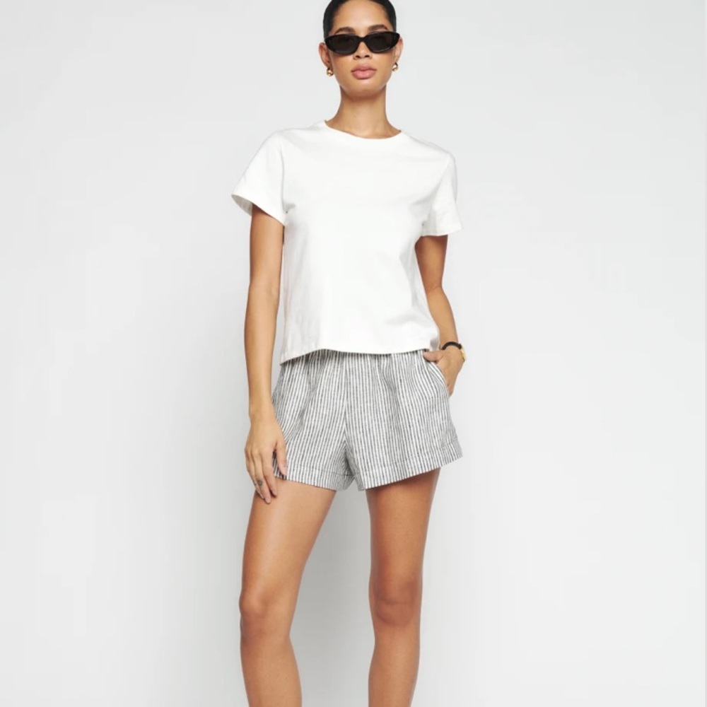 Reformation Mila Linen Short
